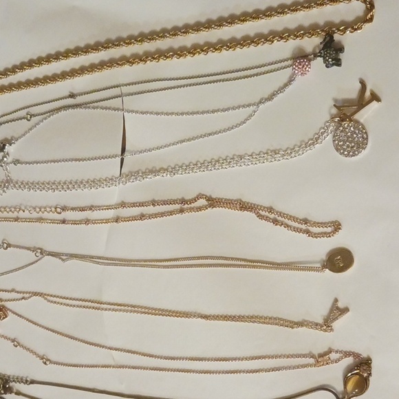 Necklace BUNDLE Delicate Feminine Necklaces Swarovski AE Some Signed FAIRYCORE - Picture 1 of 8